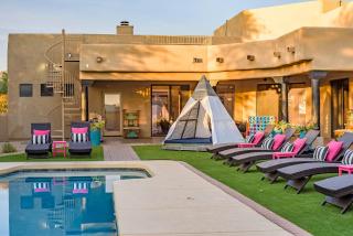 Midnight At The Oasis - 9