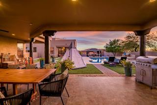 Midnight At The Oasis - 3