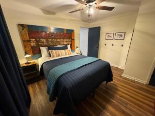 The Hala River Front Lodge - Class V - Bryson City - 2