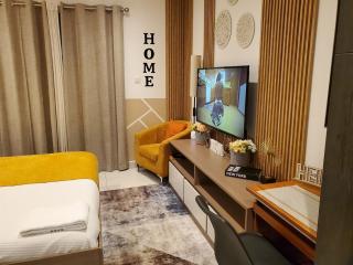 DJour Lux Studio Unit at The Loxwood House - East Legon - 6