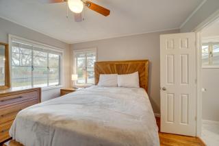 6 Mi to Dtwn Dog-Friendly Home with Yard in Tulsa - Tulsa - 1