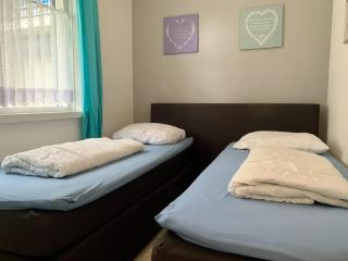 Holiday home near city centre - Petten - 2