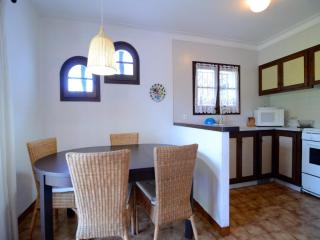 Bright holiday home near the coast - 7
