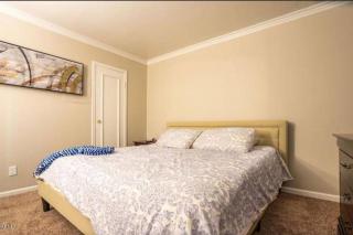 Relaxing Condo with Parking - Minutes to Old Town! - Scottsdale - 3
