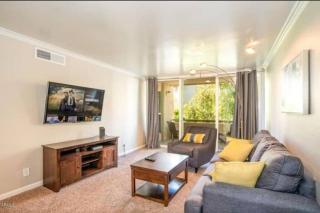 Relaxing Condo with Parking - Minutes to Old Town! - Scottsdale - 1