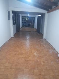 Casa com piscina - Ourinhos - 1