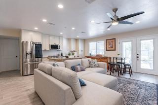 4-bedroom house in Gilbert - Remodeled Retreat - 9