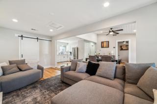 Amazing New Oasis ,Hot Tub,Tvs in Rooms,Downtown - 7