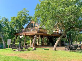 Laughing Water Treehouse - Seguin - 0