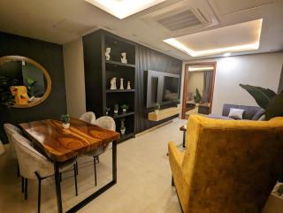 The Penthouse Gold Crest Mall DHA Phase 4 - Lahore - 3