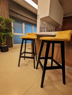 Executive One Bedroom Apartment Gold Crest Mall DHA Phase 4 - Lahore - 7