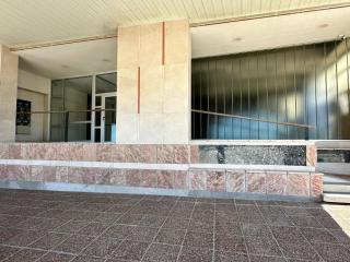 Hermoso departamento frente al mar en Necochea - Necochea - 9