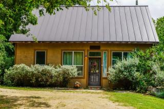 Treehouse 1 Mockingbird Lodge - 0