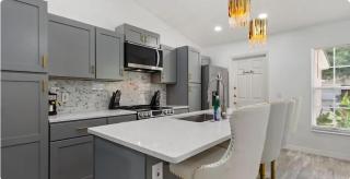 Newly Renovated 3BR house near by Disney & Universal - Orlando - 8