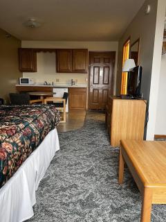 Lincoln Host Motor Inn - Escanaba - 6