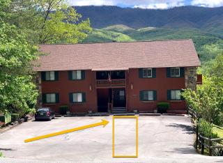 Cozy Fires & Mountain Views, Your Smoky Mountain Escape - Gatlinburg - 2