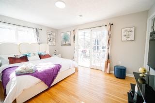 Great Falls Cozy Getaway with 5BR & 2BA Modern Retreat - 6