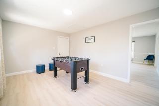 Spacious 5BR 2BA Free Parking Minutes to DC with Foosball - 5