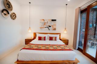 Dini Nginep Guest House - Canggu - 2