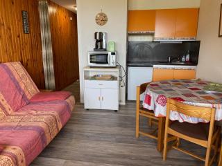 Studio au centre station avec balcon et parking gratuit - FR-1-814-12 - Besse-et-Saint-Anastaise - 7