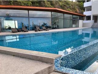 Coconut Apartment 1202 - 3