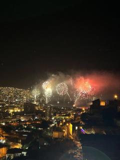 Ocean View & Pool Family Apartment 4P - Valparaíso - 0