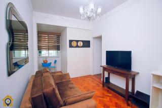 Apto com Varanda em Localização Privilegiada - 7