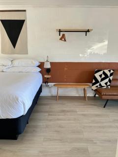 Triangle Motel - Red Bluff - 4