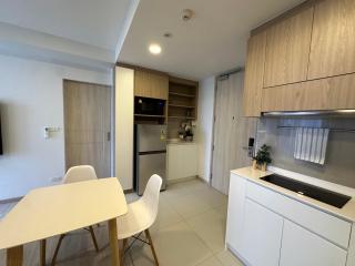 2 BD Laguna Skypark Condo - - 5