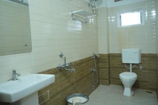 Hotel Aaradhya Near Airport - Guwahati - 7