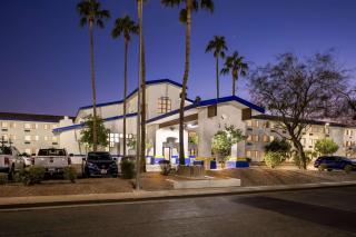 Days Inn & Suites by Wyndham Mesa Near Phoenix - Mesa - 4