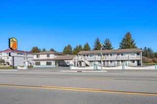 Super 8 by Wyndham Crescent City - Crescent City - 7