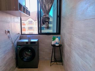 stunning two bedroom apartment with heated swimming pool fully equipped gym ample parking space and a relaxing rooftop with breathtaking views - Nairobi - 3