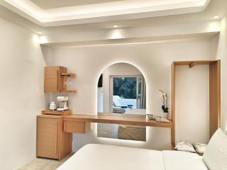 DelMar Suites Syros - Finikas - 6