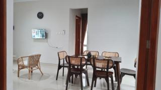 Villa Bougenville Inn - 1