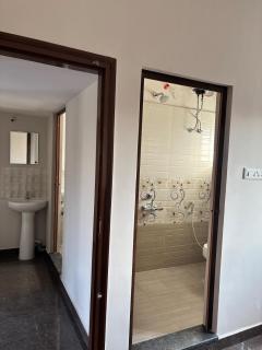 2 BHK Next to the Beautiful Park - 401 - Bangalore - 6