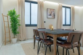 Big Apartment Near The Airport - Riade - 2