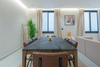 Big Apartment Near The Airport - Riade - 4