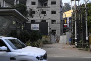 Hotel Pohor Regency Near Kamakhya Gate Foot Bridge - Guwahati - 1