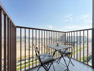 Elegant & Bright 1BR Getaway Near Dubai Hills Park - 8