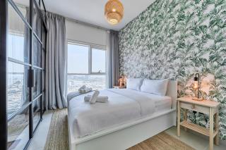 Elegant & Bright 1BR Getaway Near Dubai Hills Park - 2