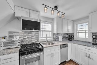 Charming 2-BR Home, 4 Blocks to the Boardwalk home - Seaside Heights - 8