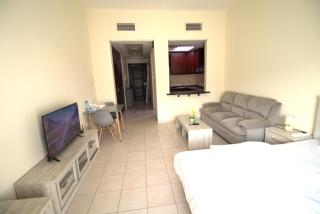 DRUVYA HOLIDAY HOMES, Bld DG079, Street No,3 Discovery Gardens, Close to The Gardens Metro 3 minutes walkable - Dubai - 7