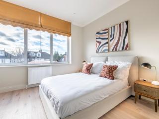 Pass the Keys Stunning loft style apartment - Twickenham - 6