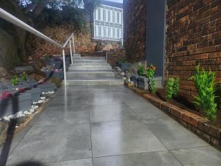 Guests on the Marguerite - 9