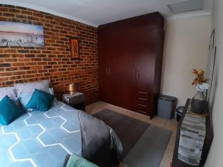 Lovely 1-bedroom in secure complex with pool - Joanesburgo - 6