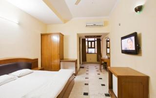 Hotel Orchid Garden Karol Bagh - 1