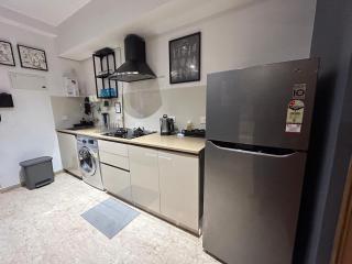 Studio Apartment at Hiranandani estate - London Theme - Thane - 7