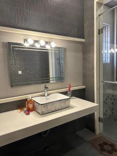 Skylark Lodge Bahria Town Lahore - Lahore - 1