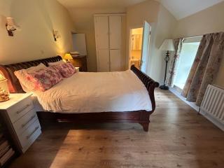 Toormore Farmhouse - 4